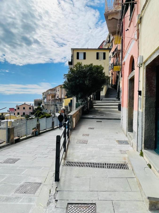 I Colori Di Rio Apartment Riomaggiore Exterior photo