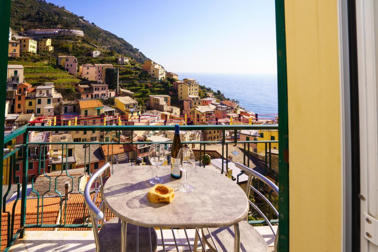 I Colori Di Rio Apartment Riomaggiore Exterior photo